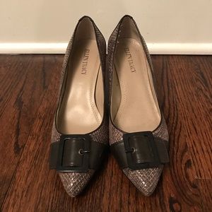 Ellen Tracy Brown Kitten Heel Pointed Toe Pumps